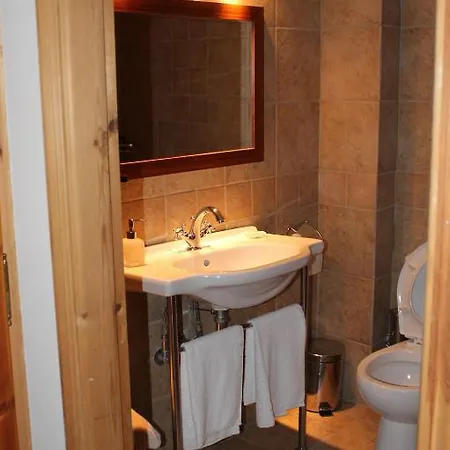 Guest house Karahalios Polydrossos